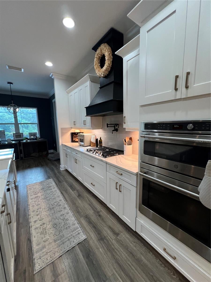 6233 Rivo Lake Blvd, Sarasota, FL 34241 photo