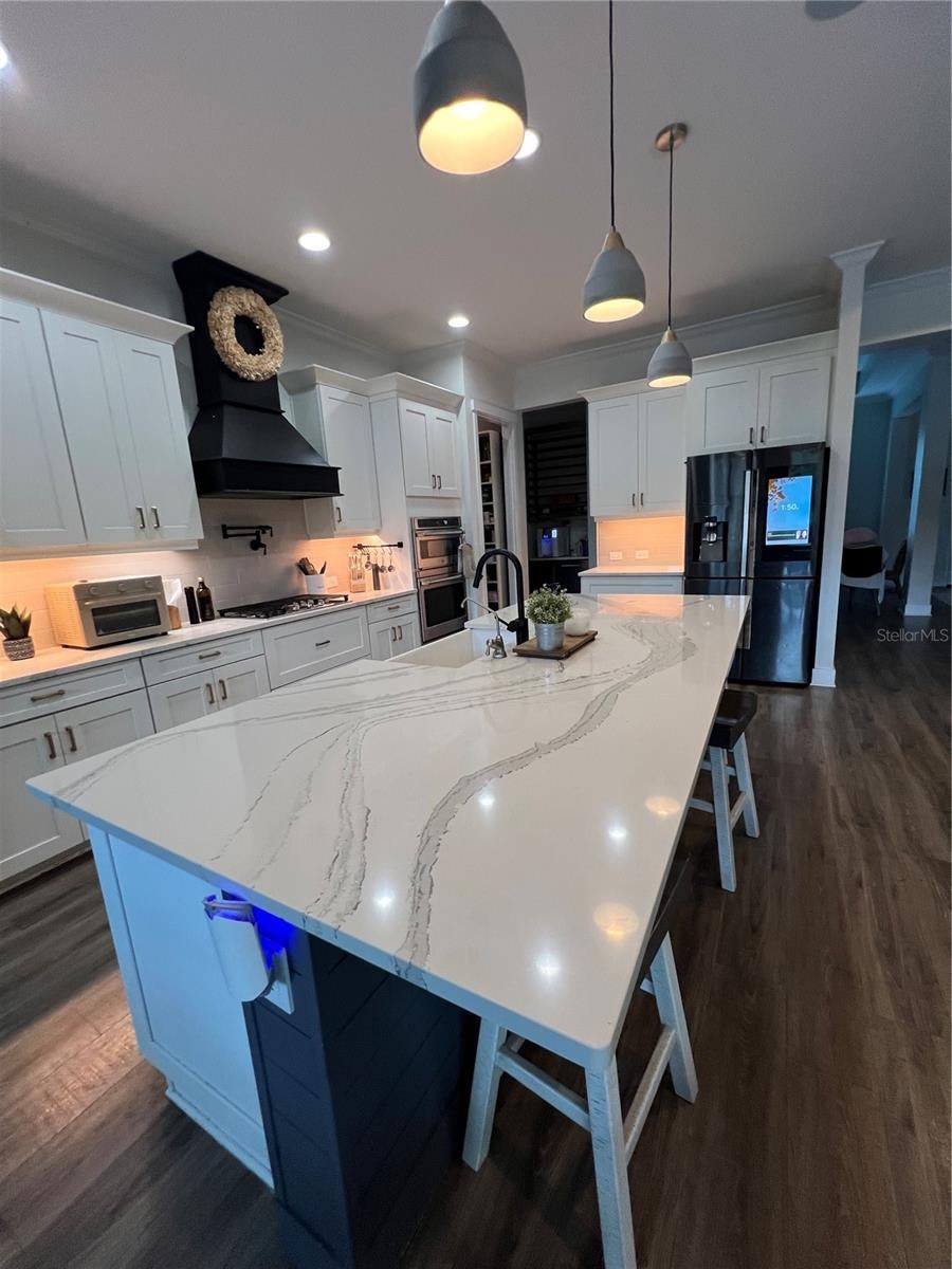 6233 Rivo Lake Blvd, Sarasota, FL 34241 photo
