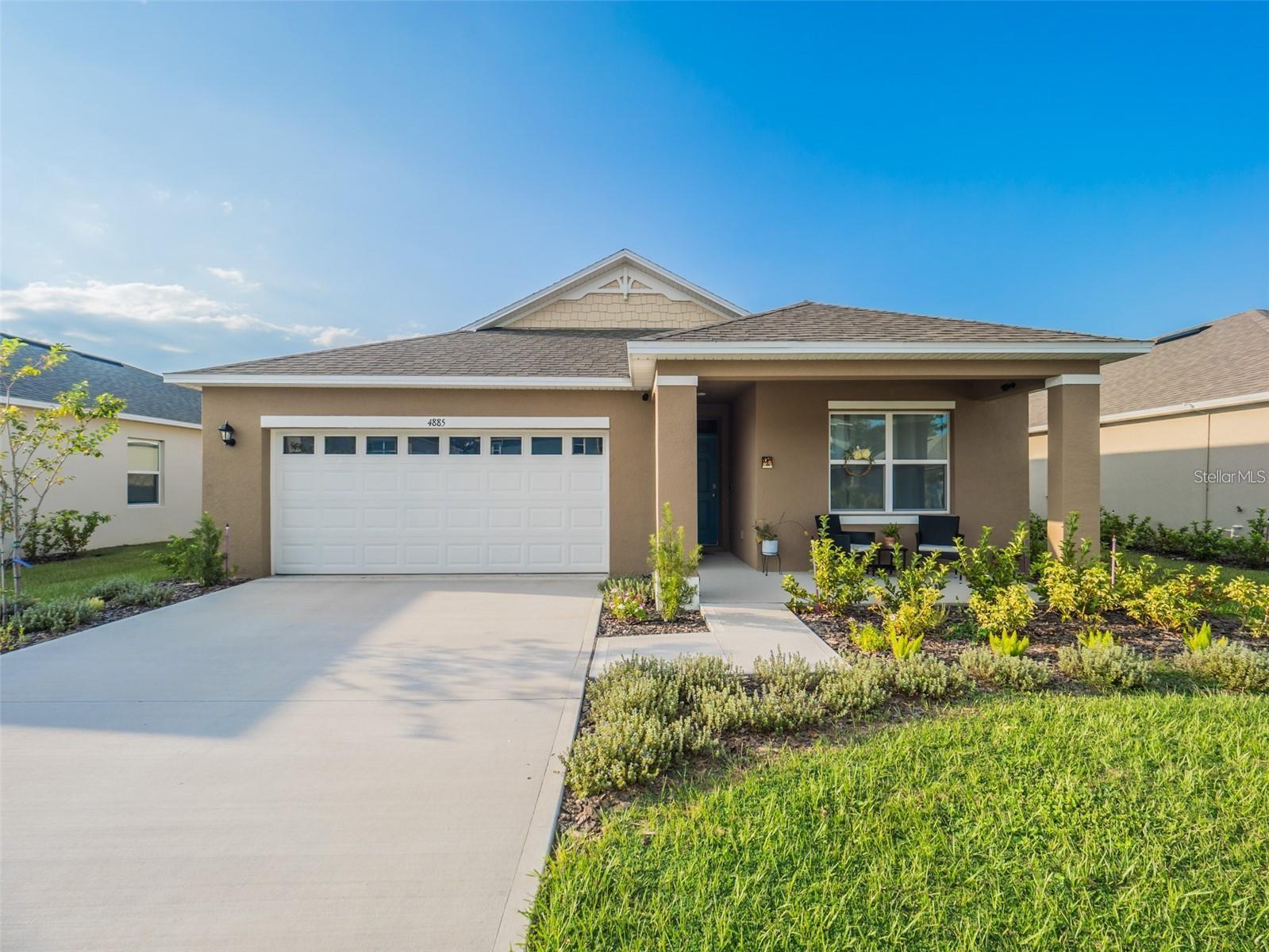 4885 Panga Ave, Mount Dora, FL 32757