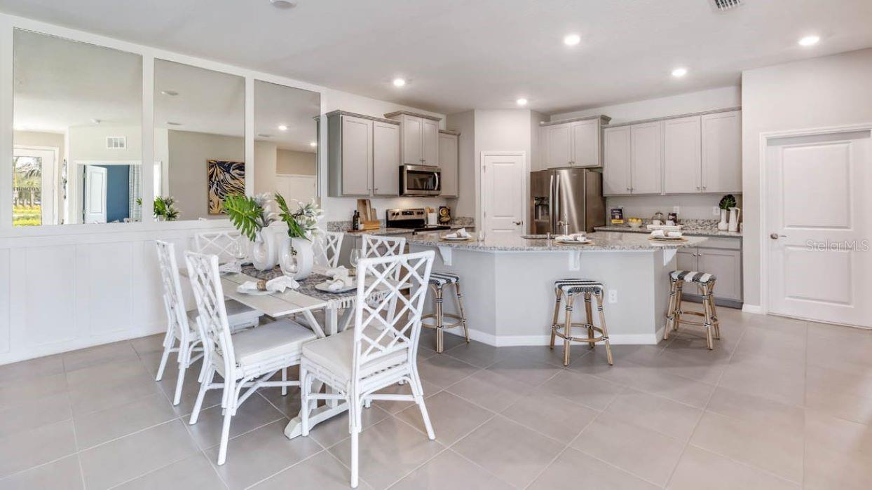 6273 Parmeron Ln, Sarasota, FL 34231 photo