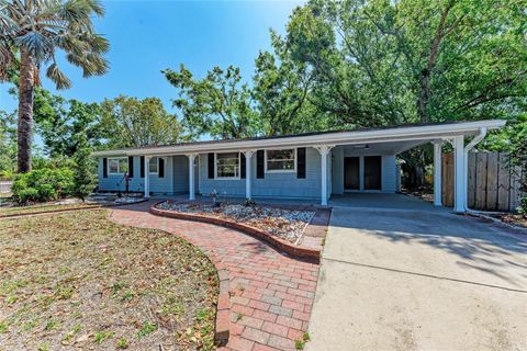 Single Family Residence in SARASOTA FL 826 LILLIAN LANE.jpg