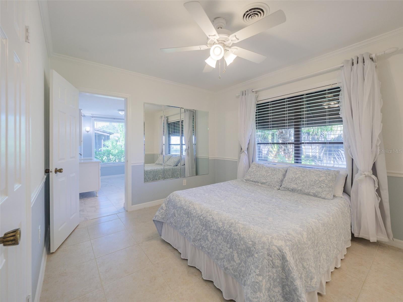 2410 Riverside Dr, Bradenton, FL 34208 photo