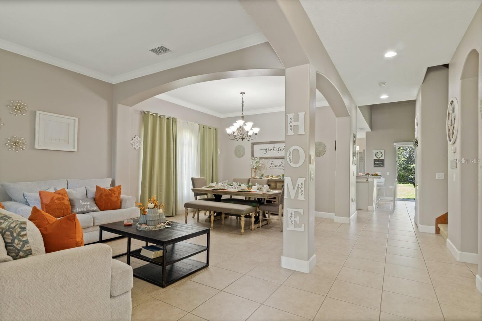 1705 Bridgets Ct, Kissimmee, FL 34744 photo