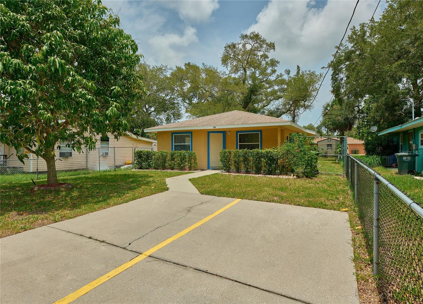 212 13 Ave, Bradenton, FL 34205 photo