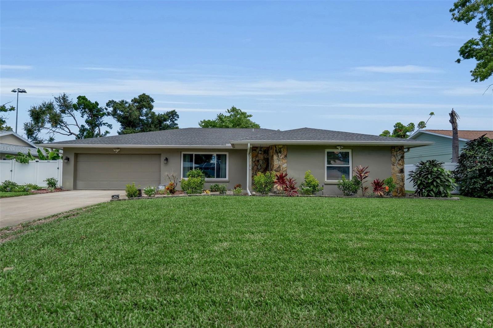 5210 36 Avenue Cir, Bradenton, FL 34209
