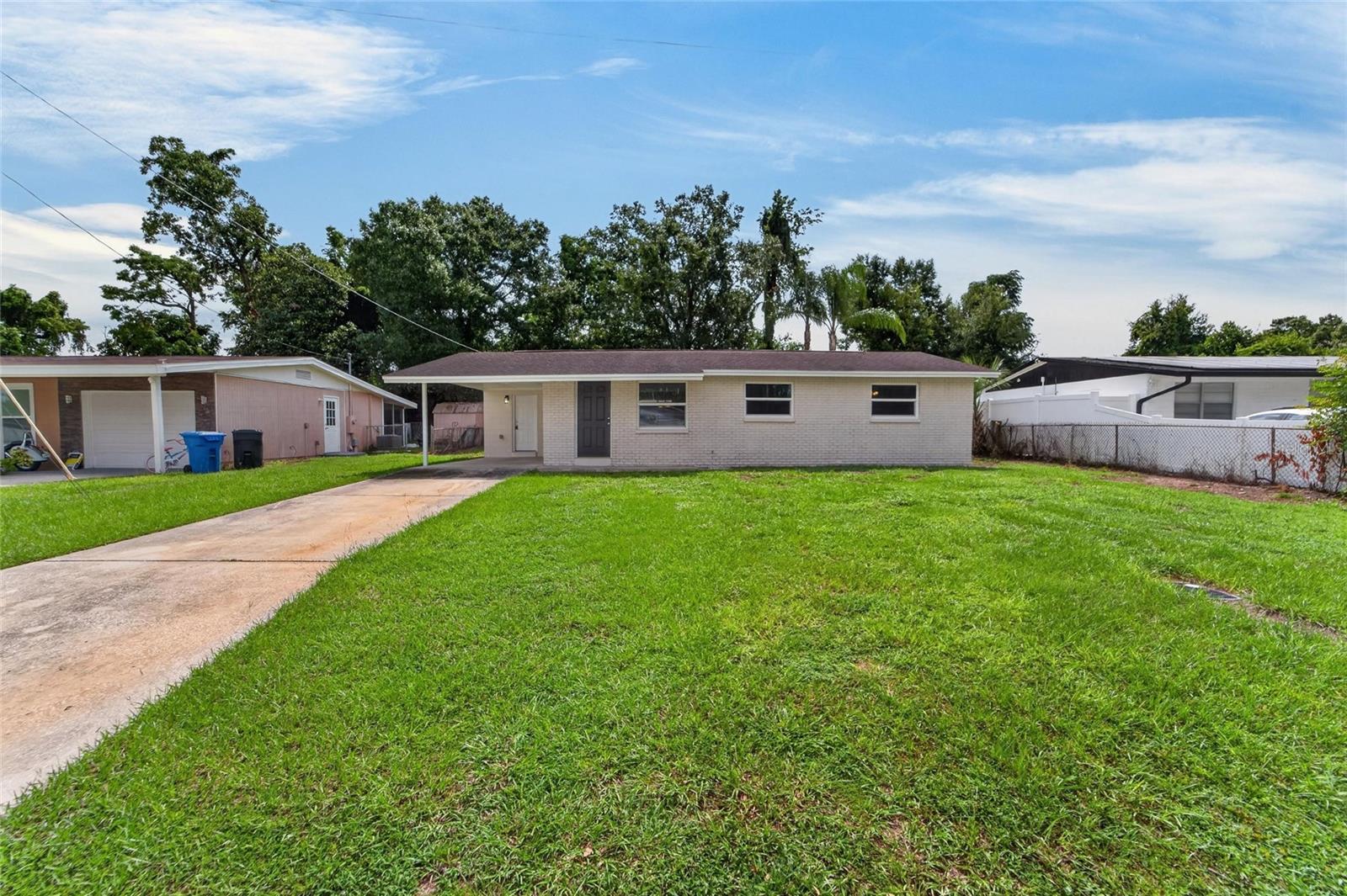 506 Shamrock Rd, Brandon, FL 33511 photo