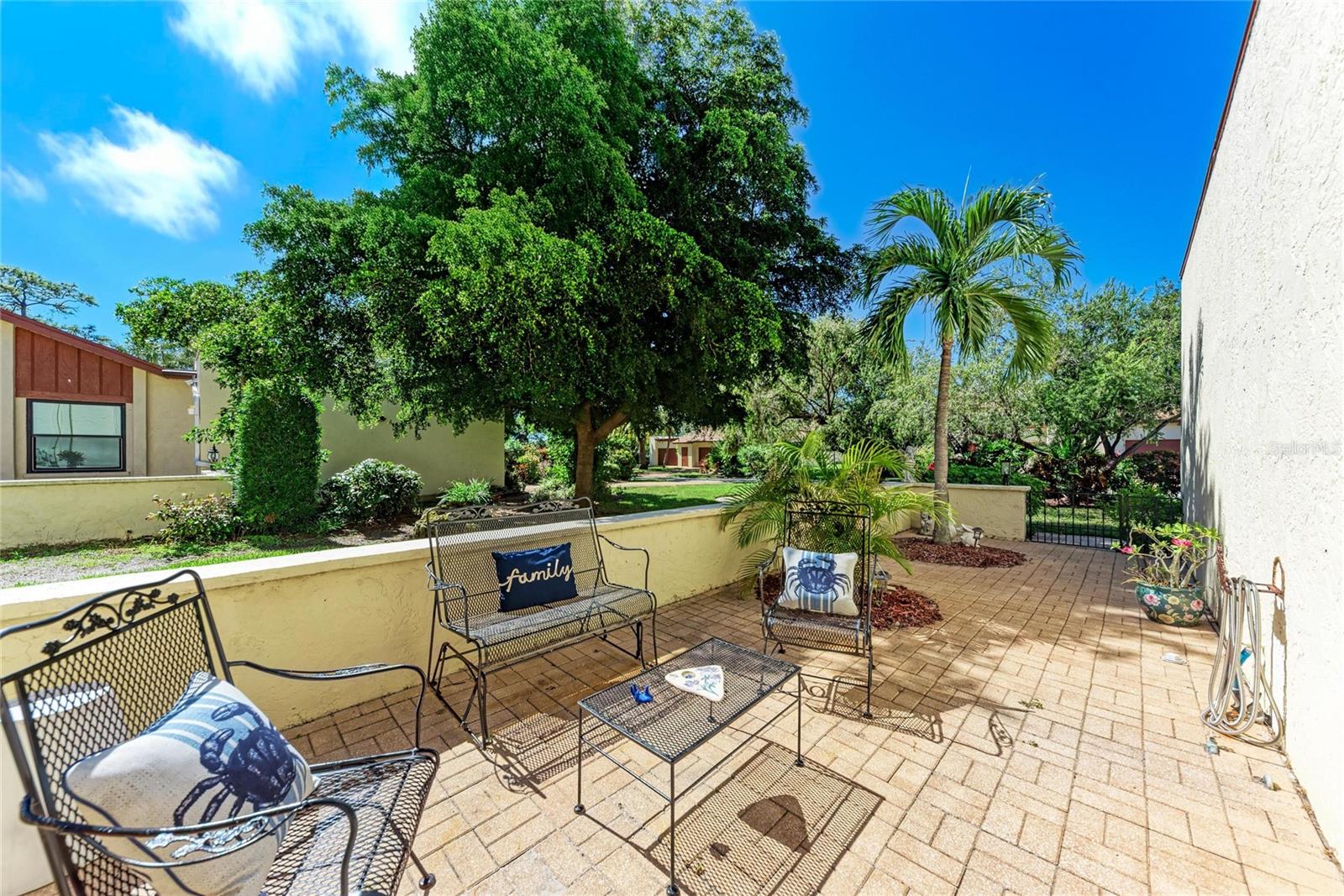 6207 Courtside Dr #23, Bradenton, FL 34210 photo