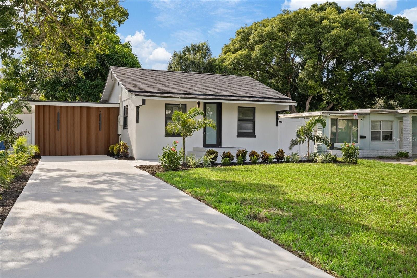 1936 Macomber Ave, Clearwater, FL 33755
