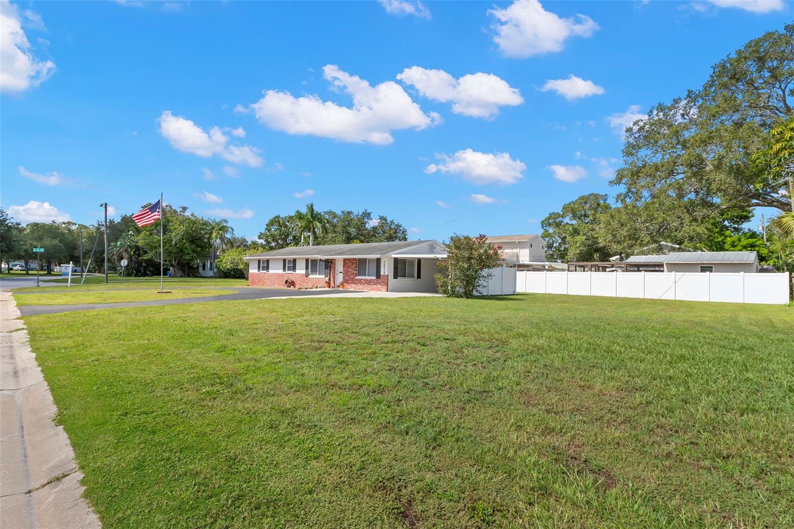 6100 Woodrow Wilson Blvd, Saint Petersburg, FL 33703 photo