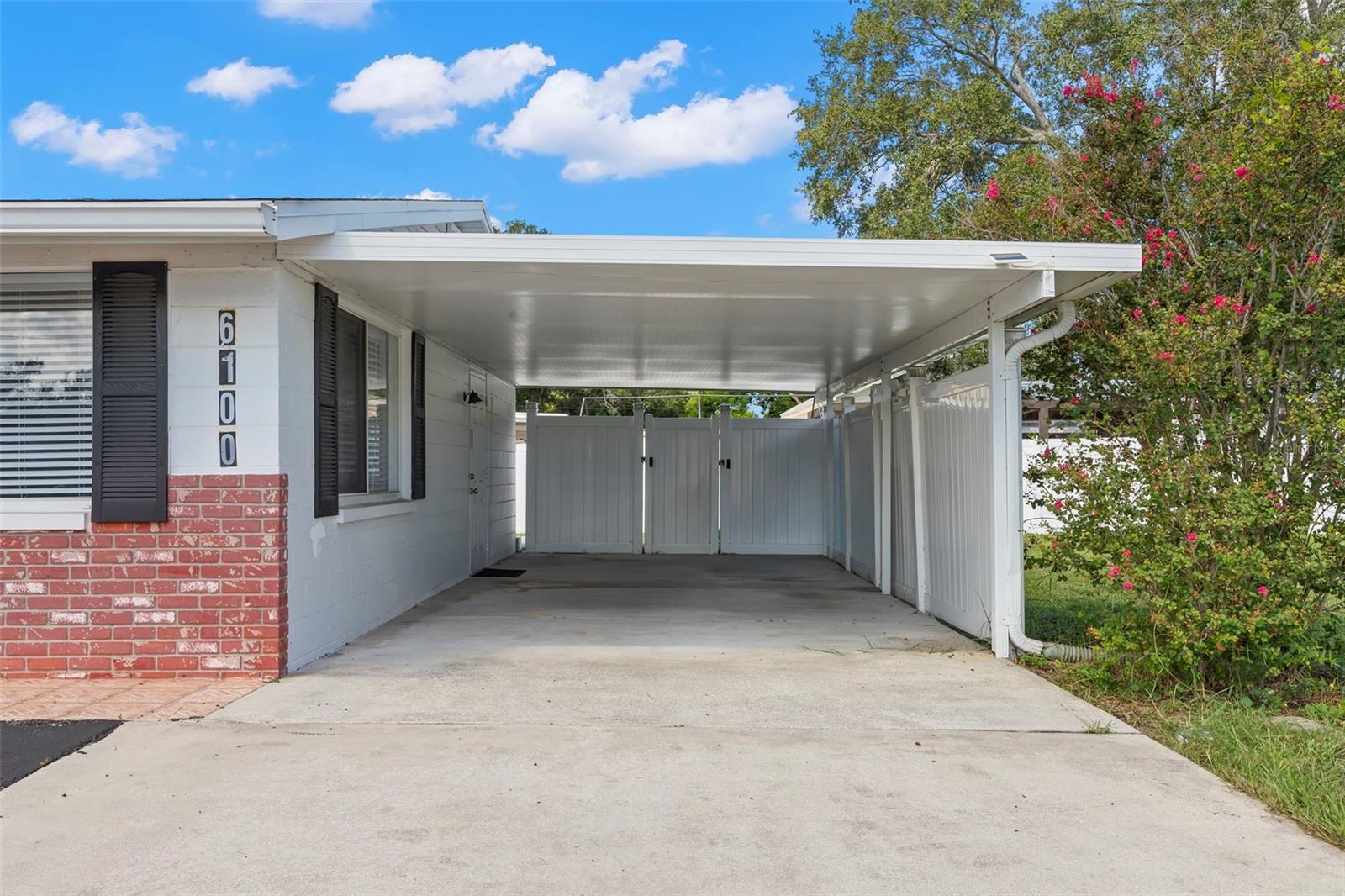 6100 Woodrow Wilson Blvd, Saint Petersburg, FL 33703 photo
