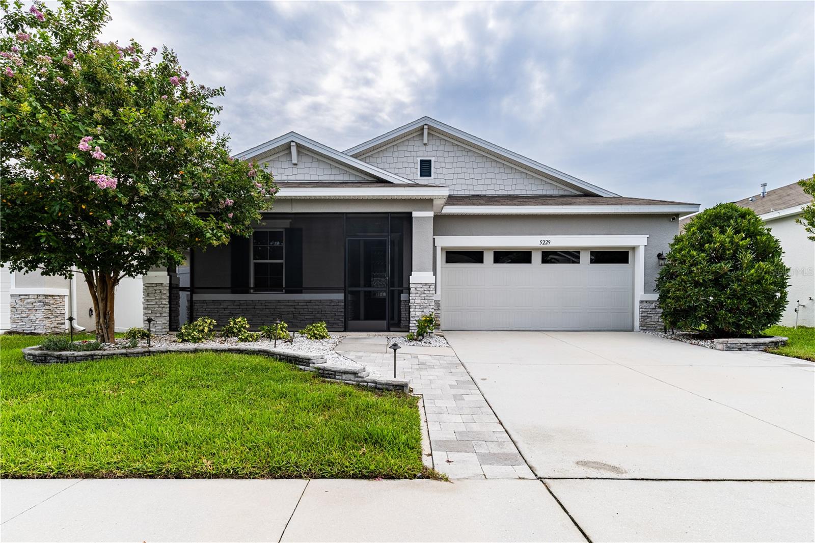 5229 Meadow Song Dr, Okahumpka, FL 34762 photo