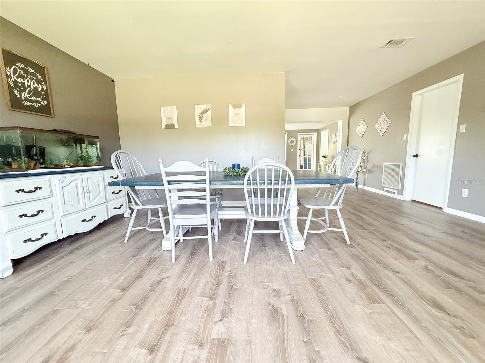 102 Glen Ridge Ave, Temple Terrace, FL 33617 photo
