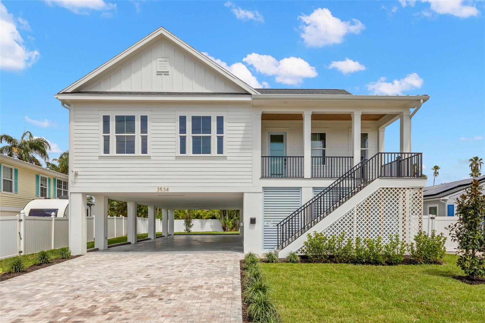 3534 Overlook Dr, Saint Petersburg, FL 33703