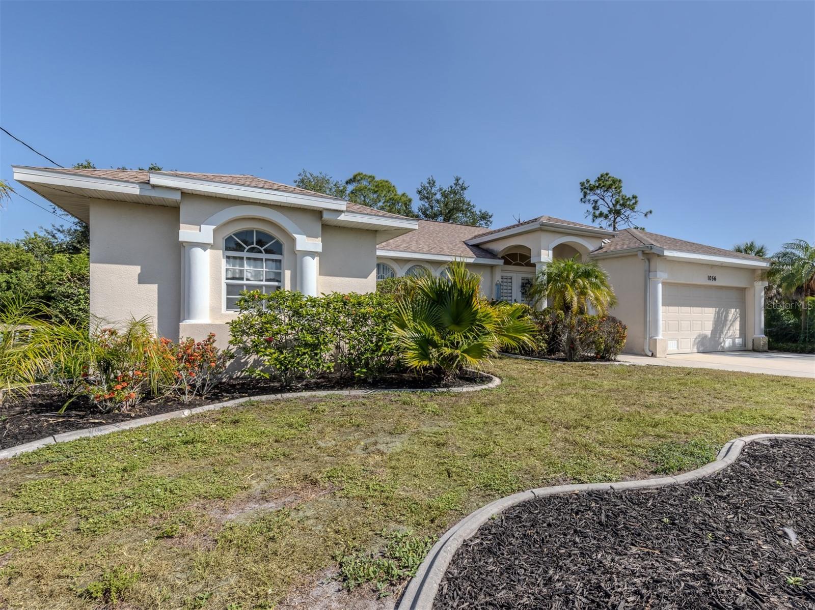 1056 Rotonda Cir, Rotonda West, FL 33947 photo