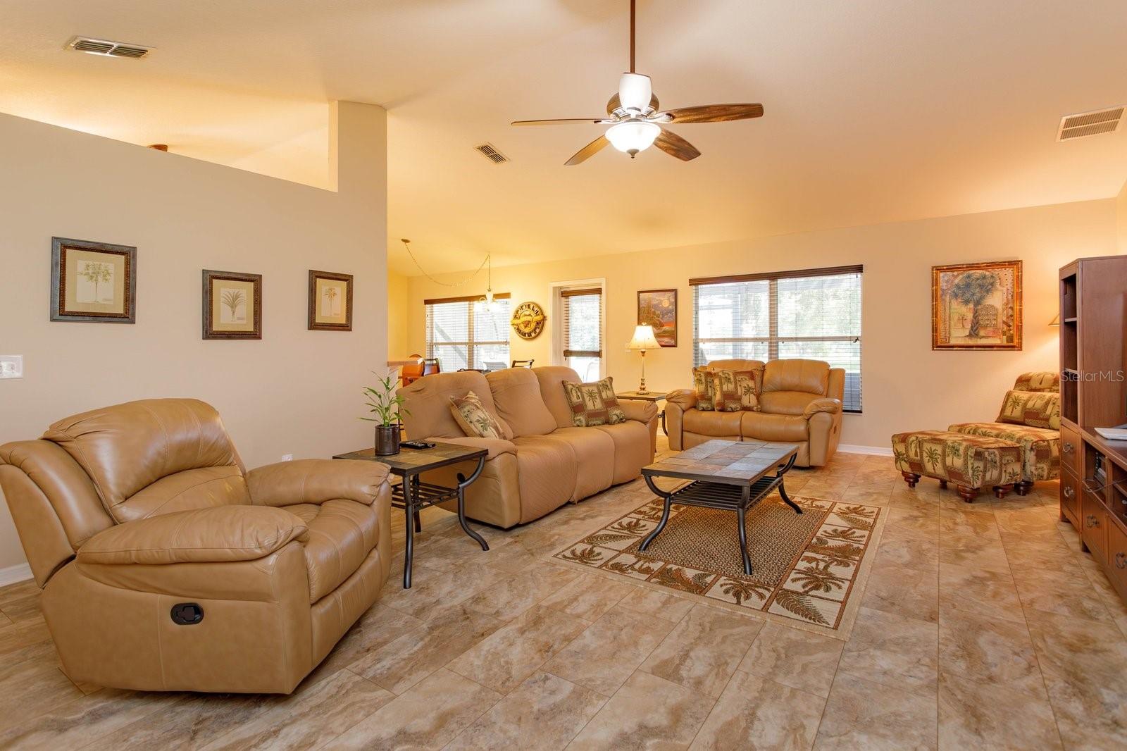24353 Calusa Blvd, Eustis, FL 32736 photo