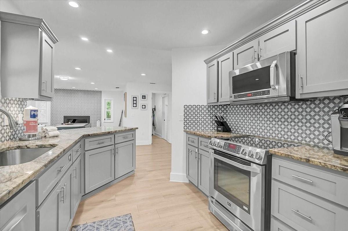 3515 La Paloma Ave, Sarasota, FL 34242 photo