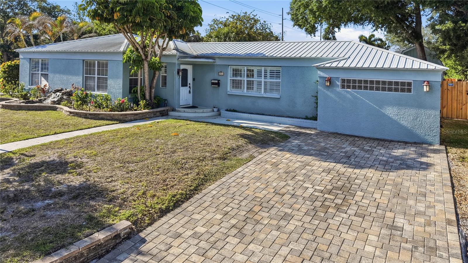 3921 W Bay To Bay Blvd, Tampa, FL 33629 photo