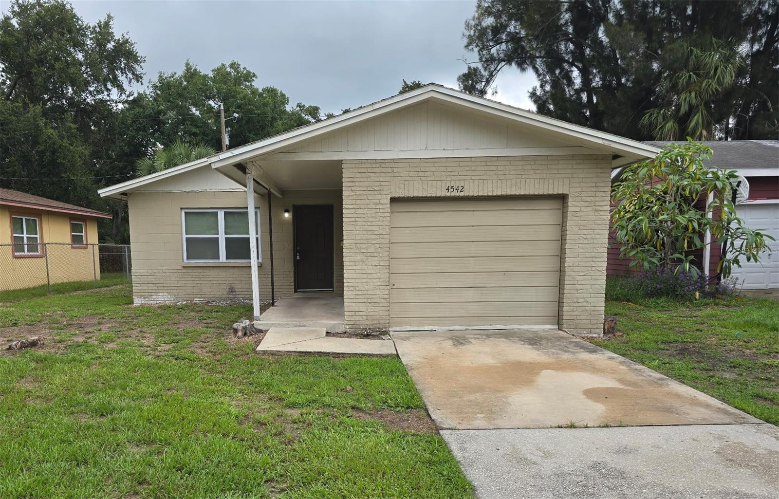 4542 21 Ave, Saint Petersburg, FL 33711