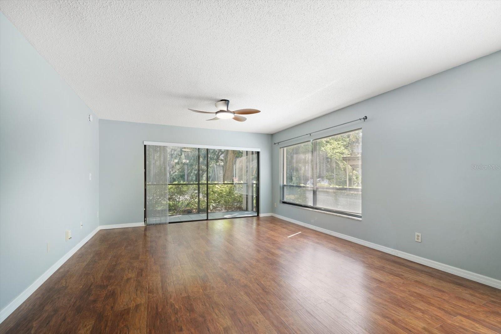 700 Starkey Rd #1111, Largo, FL 33771 photo