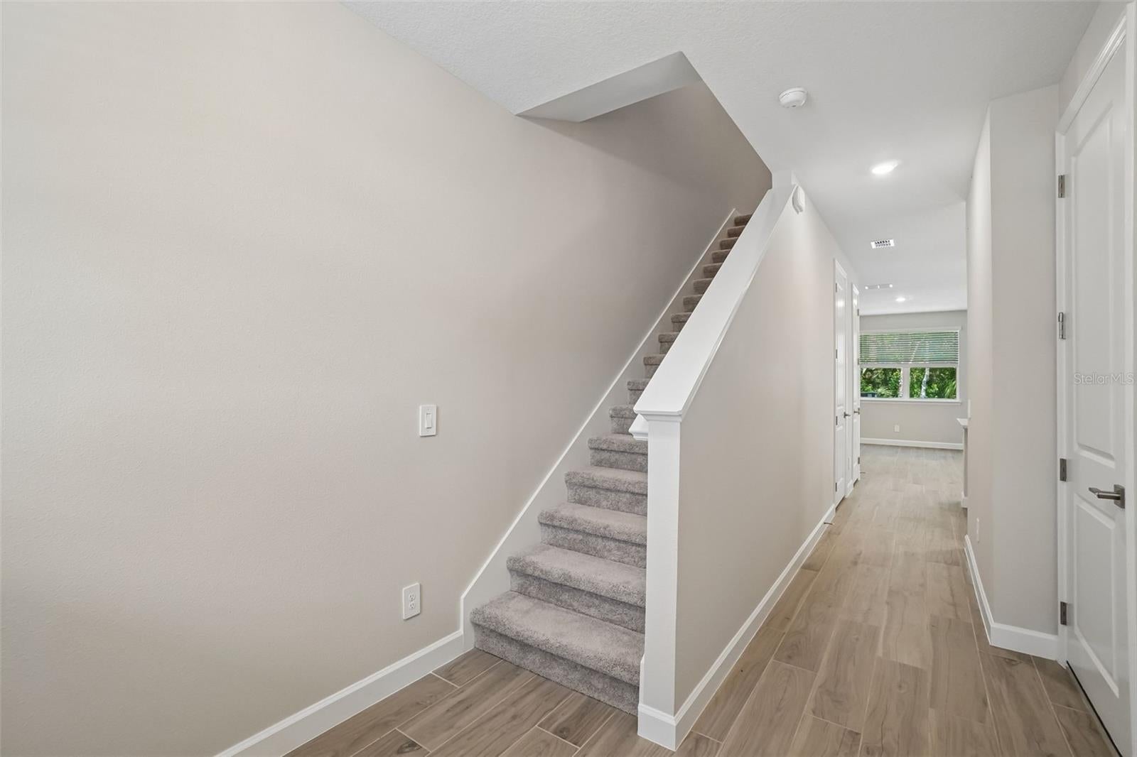 7328 Deer Valley Cir, Tampa, FL 33635 photo