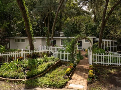 Single Family Residence in GAINESVILLE FL 501 NW 37TH AVENUE.jpg
