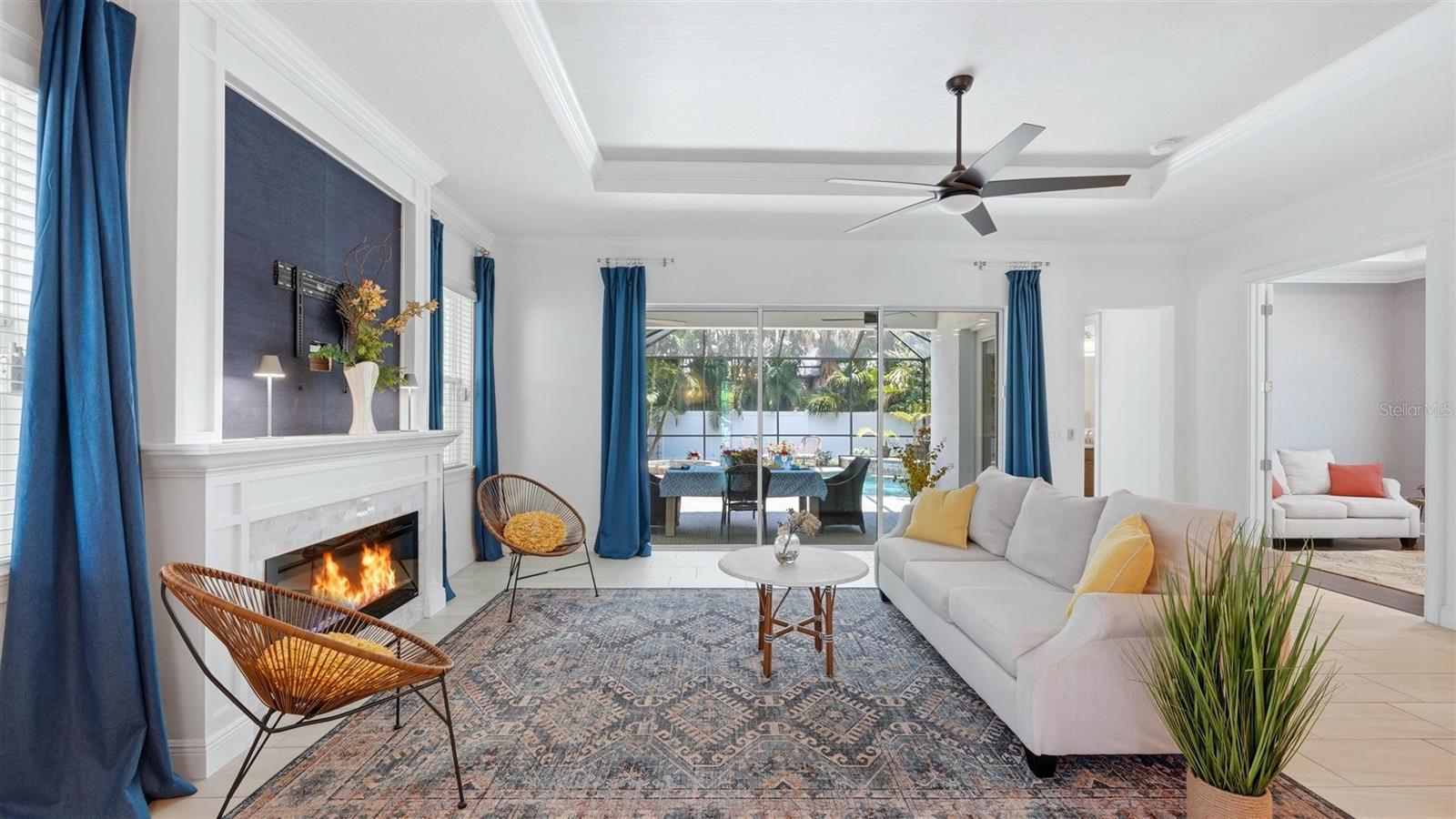 1850 Magnolia St, Sarasota, FL 34239 photo