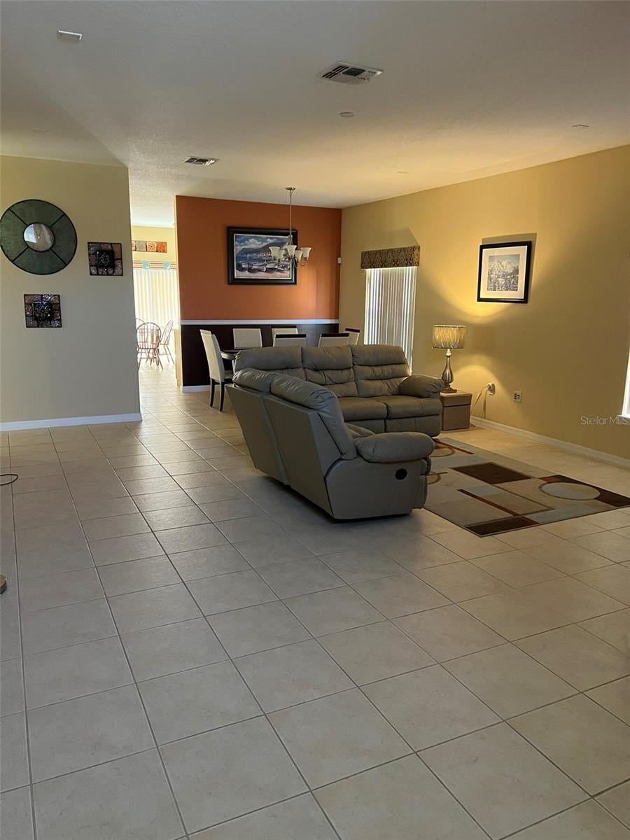 948 Hacienda Cir, Kissimmee, FL 34741 photo