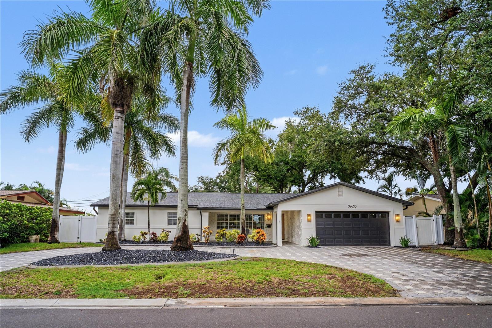 2649 64 Way, Saint Petersburg, FL 33710 photo
