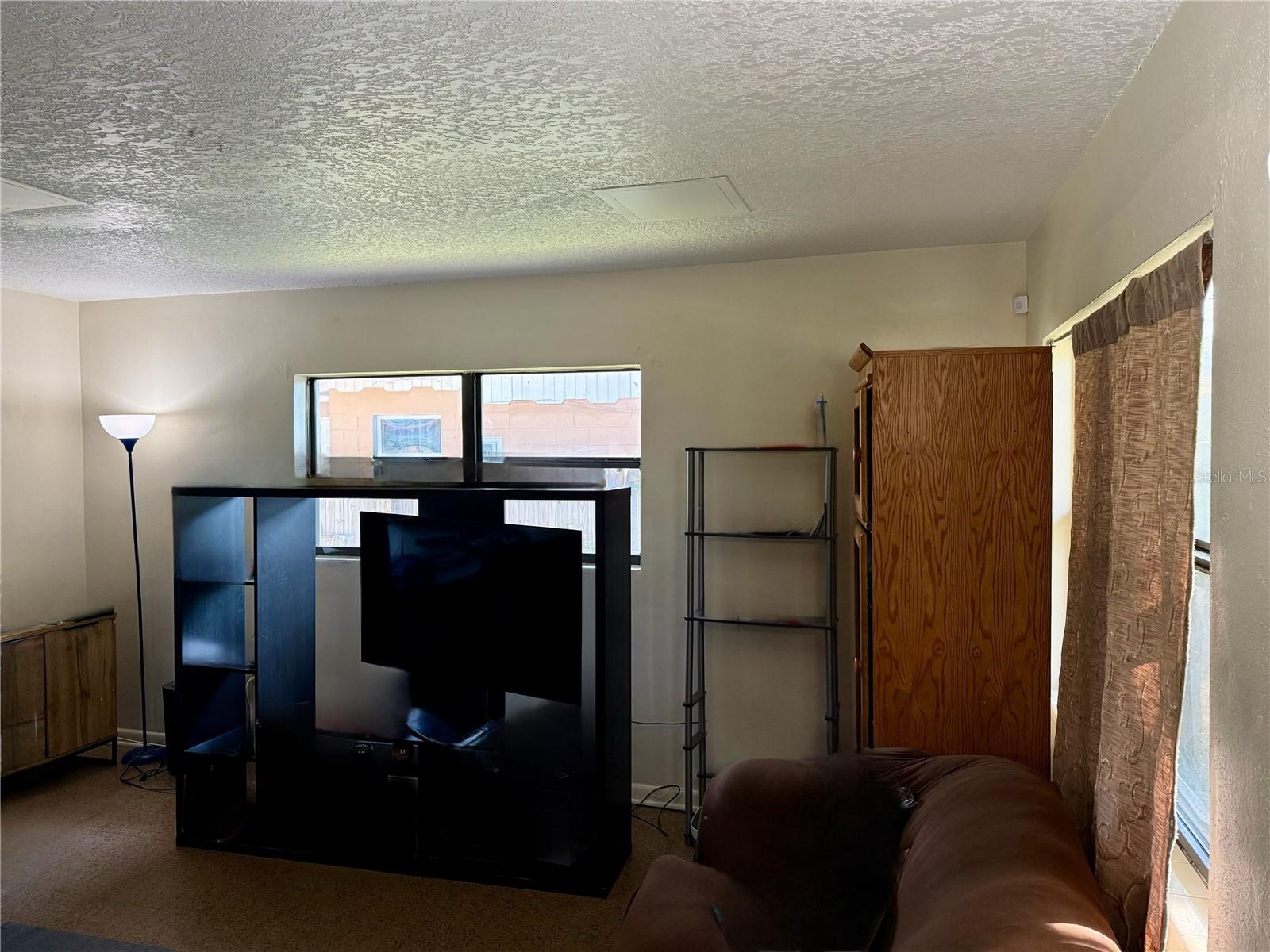 6233 Balboa Dr, Orlando, FL 32808 photo