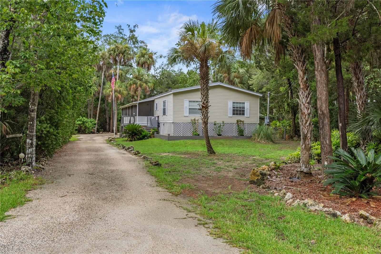 11720 North Pl, Homosassa, FL 34448