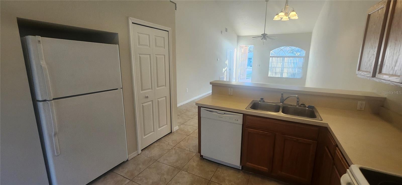 7411 Canterbury St, Spring Hill, FL 34606 photo