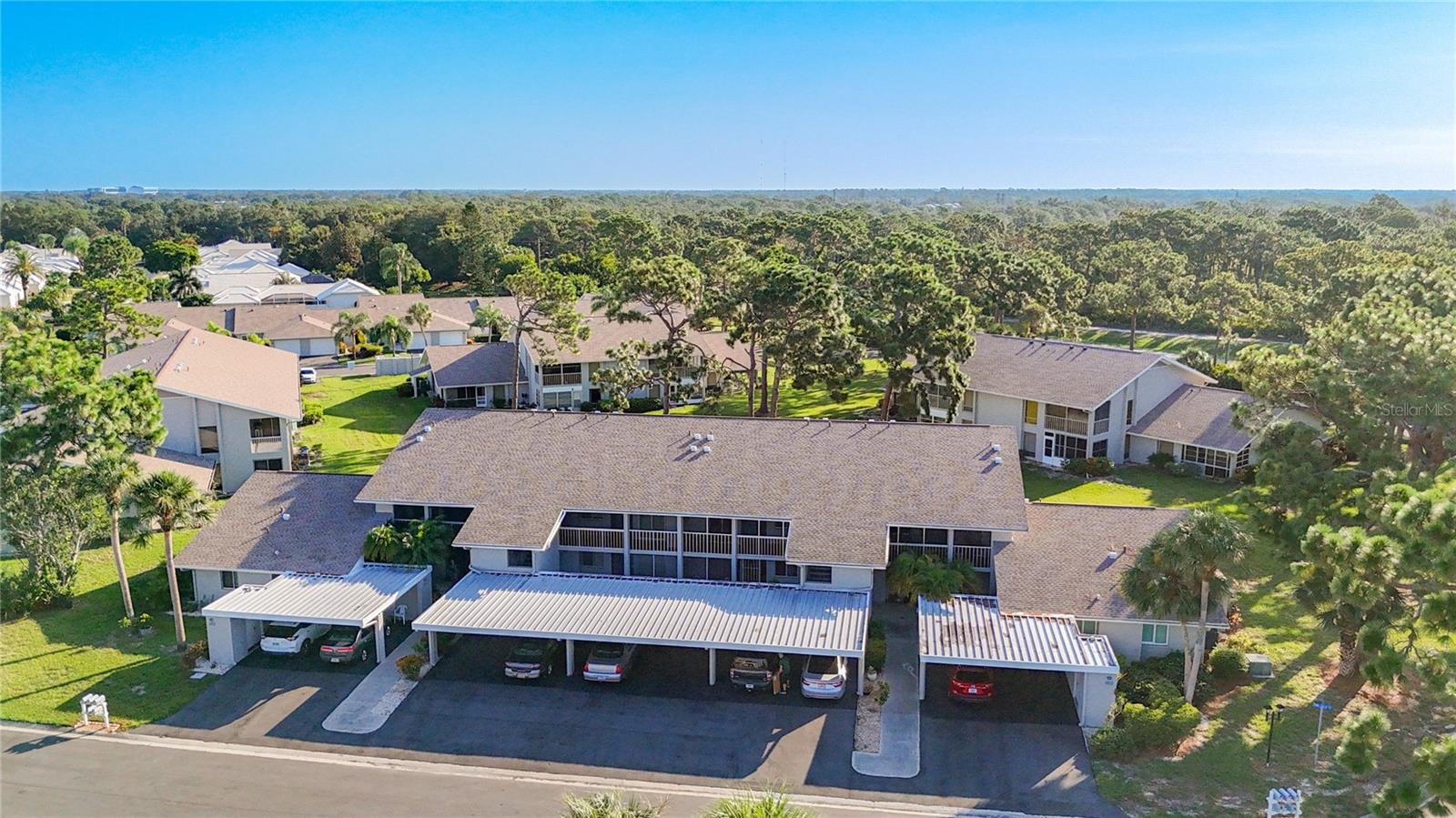 1407 Pine Lake Dr, Venice, FL 34285