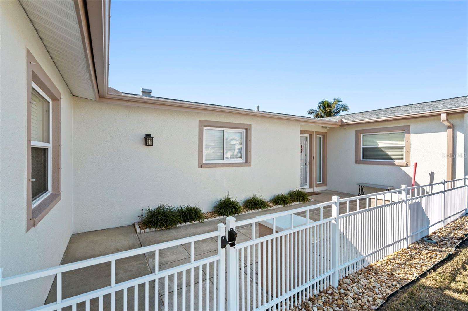 5003 Commonwealth Rd, Palmetto, FL 34221 photo