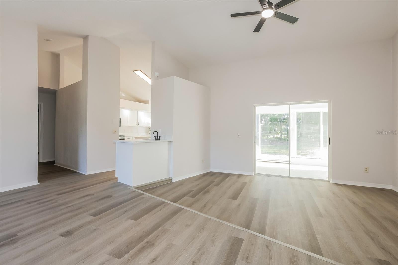 2624 Bridle Dr, Plant City, FL 33566 photo