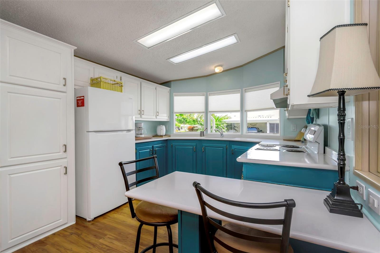 106 Thatch Palm St, Largo, FL 33770 photo