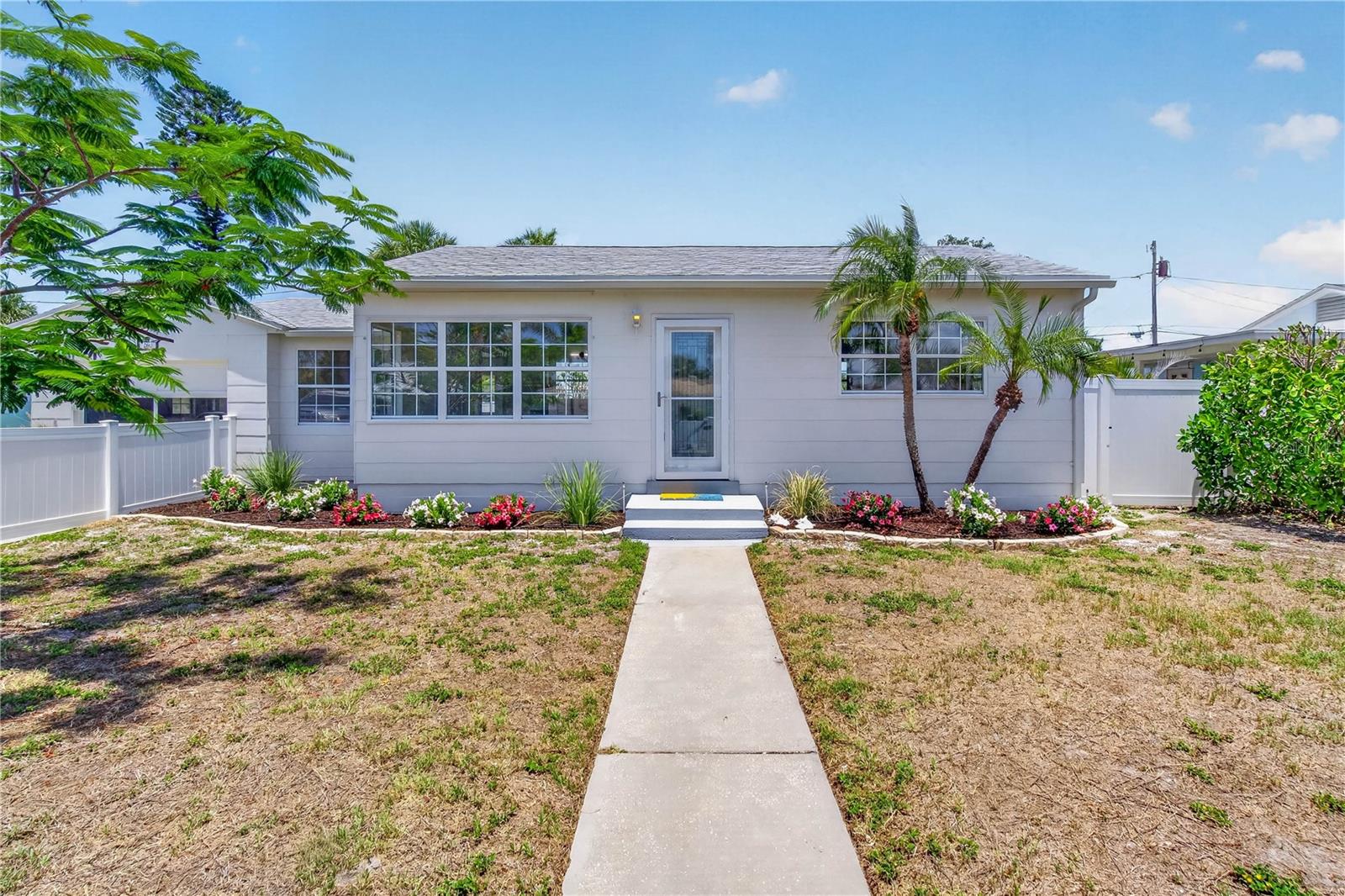 260 42 Ave, St Pete Beach, FL 33706 photo