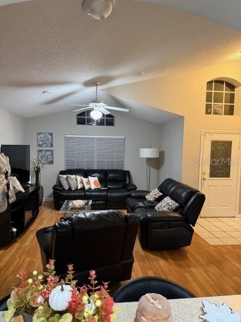 2431 Titus Ct, Orlando, FL 32817 photo
