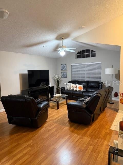 2431 Titus Ct, Orlando, FL 32817 photo
