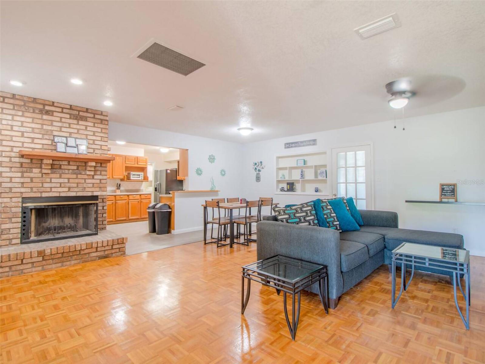 4401 Lenmore St, Orlando, FL 32812 photo