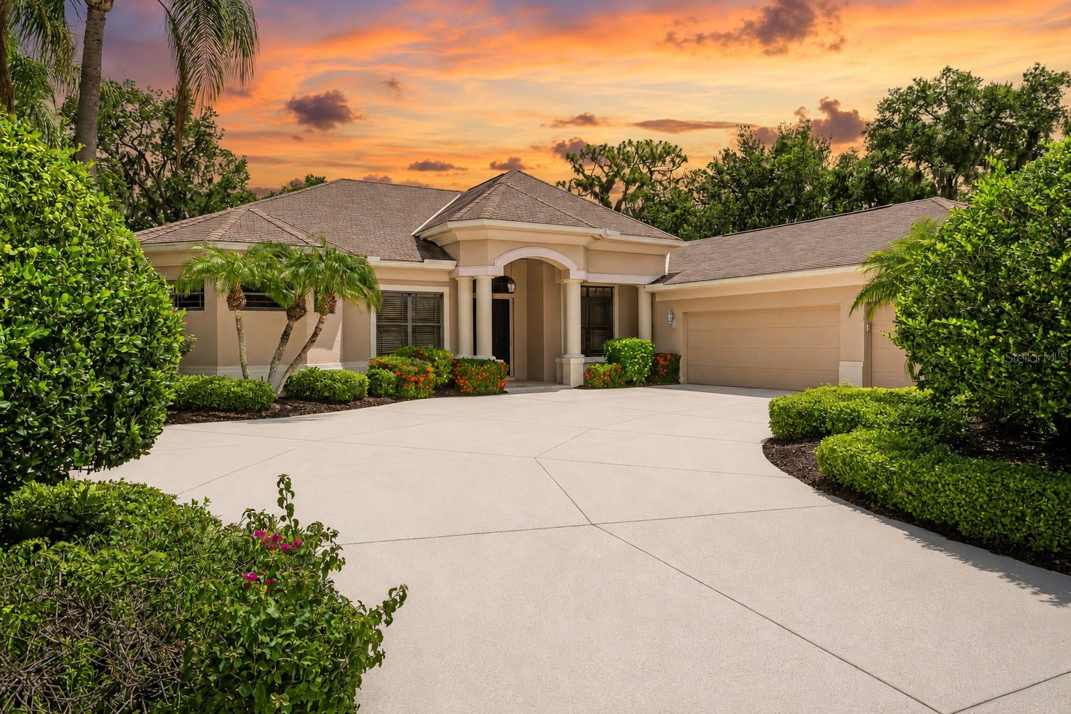 2339 Little Country Rd, Parrish, FL 34219 photo