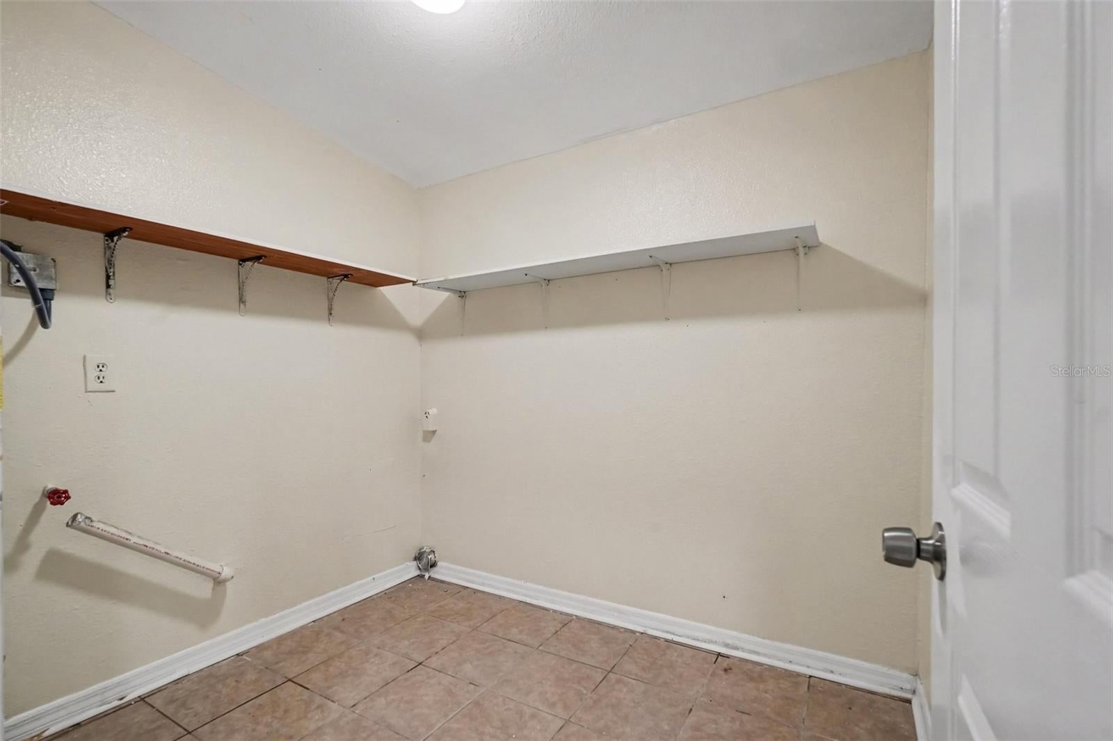 1503 W Linebaugh Ave, Tampa, FL 33612 photo