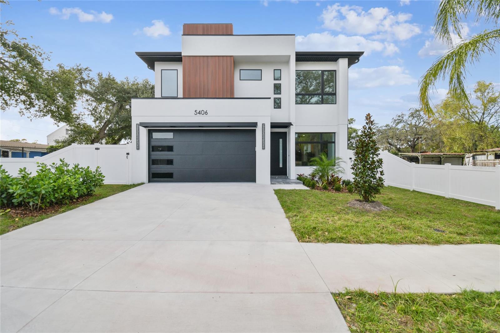 5406 Pershing Pl, Tampa, FL 33603