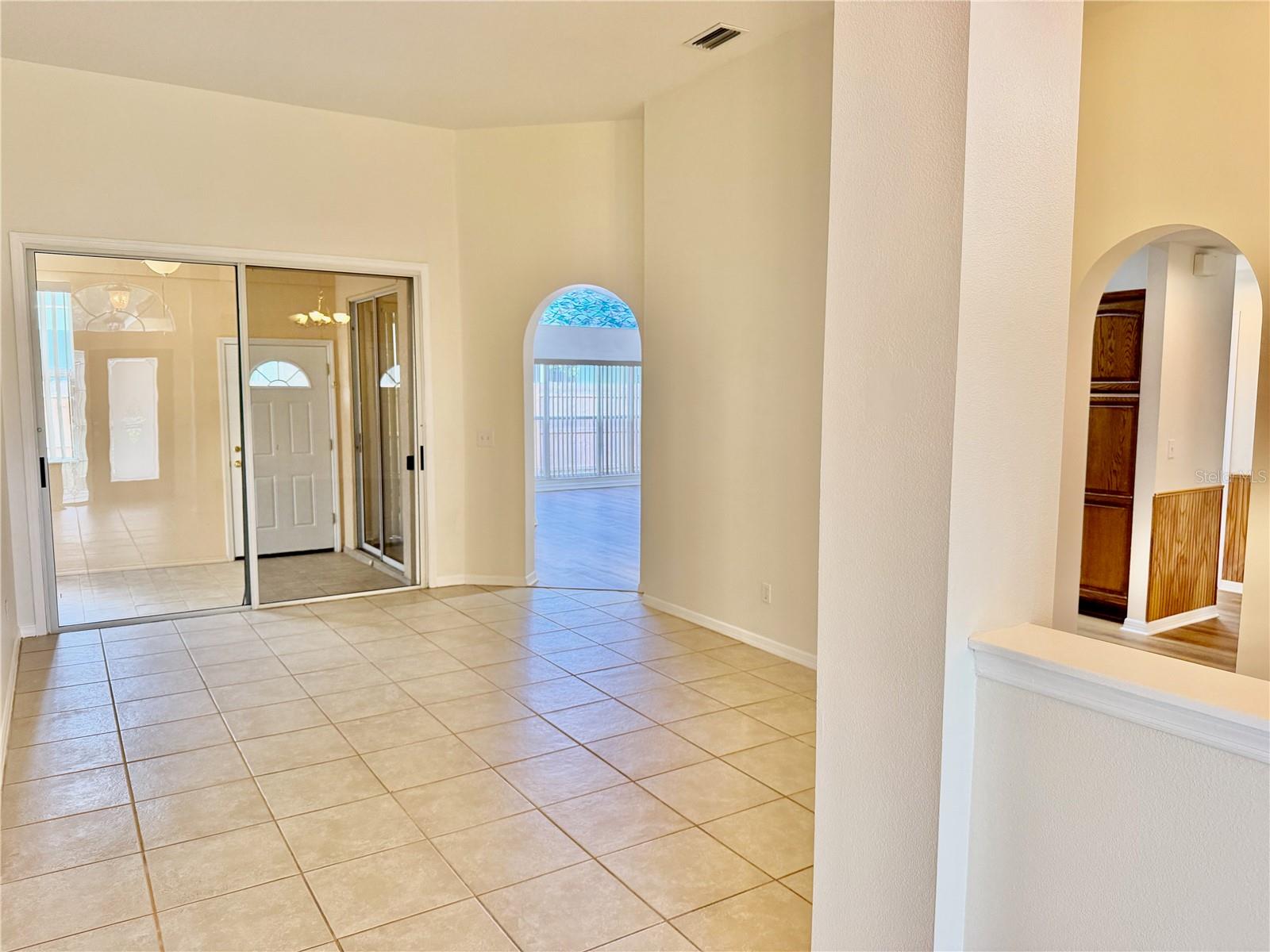 1959 Wood Trail St, Tarpon Springs, FL 34689 photo