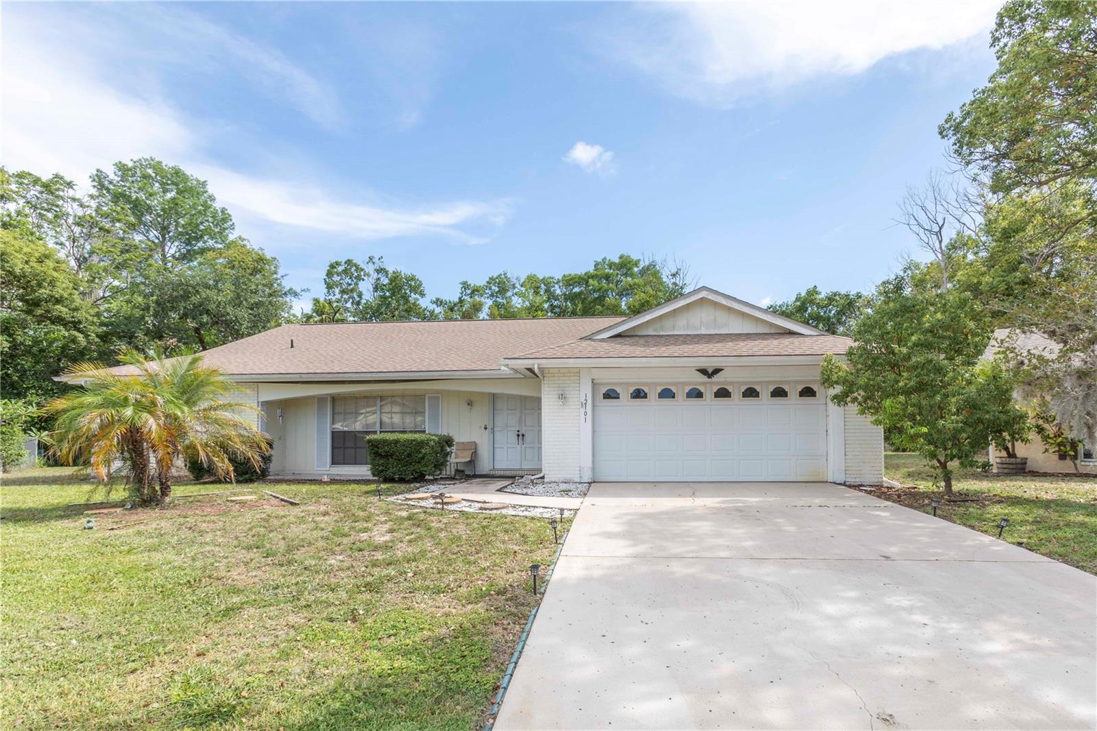 12101 Longstrap Ln, Hudson, FL 34667
