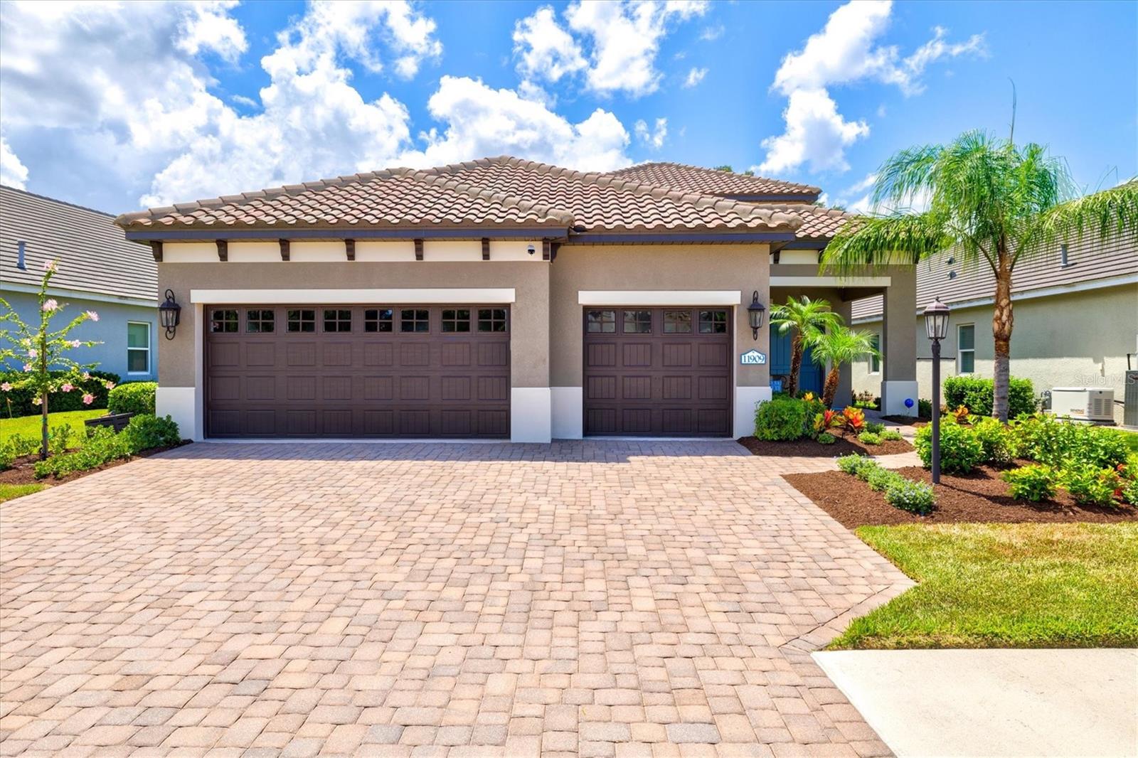 11909 Hunters Creek Rd, Venice, FL 34293 photo