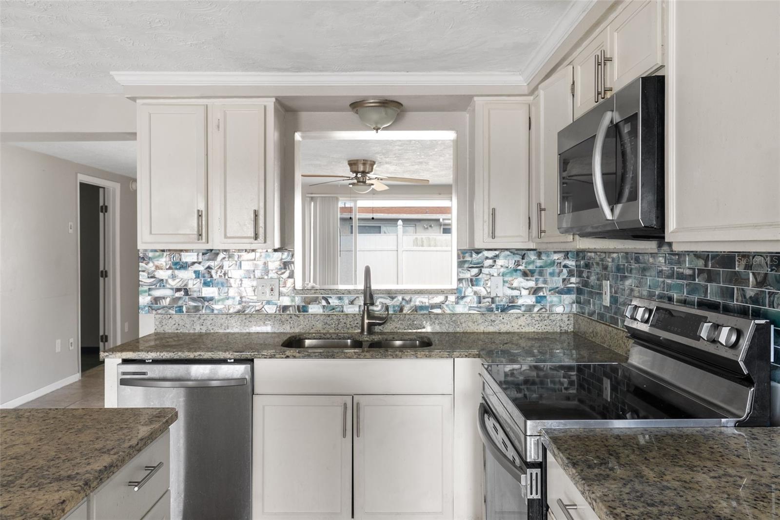 2344 Tahitian Dr, Holiday, FL 34691 photo