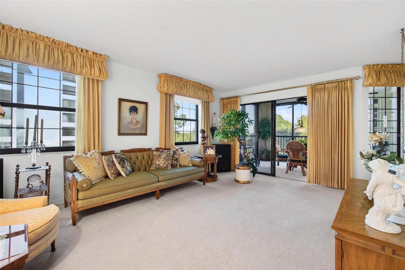 14820 Rue De Bayonne 302, Clearwater, FL 33762 photo