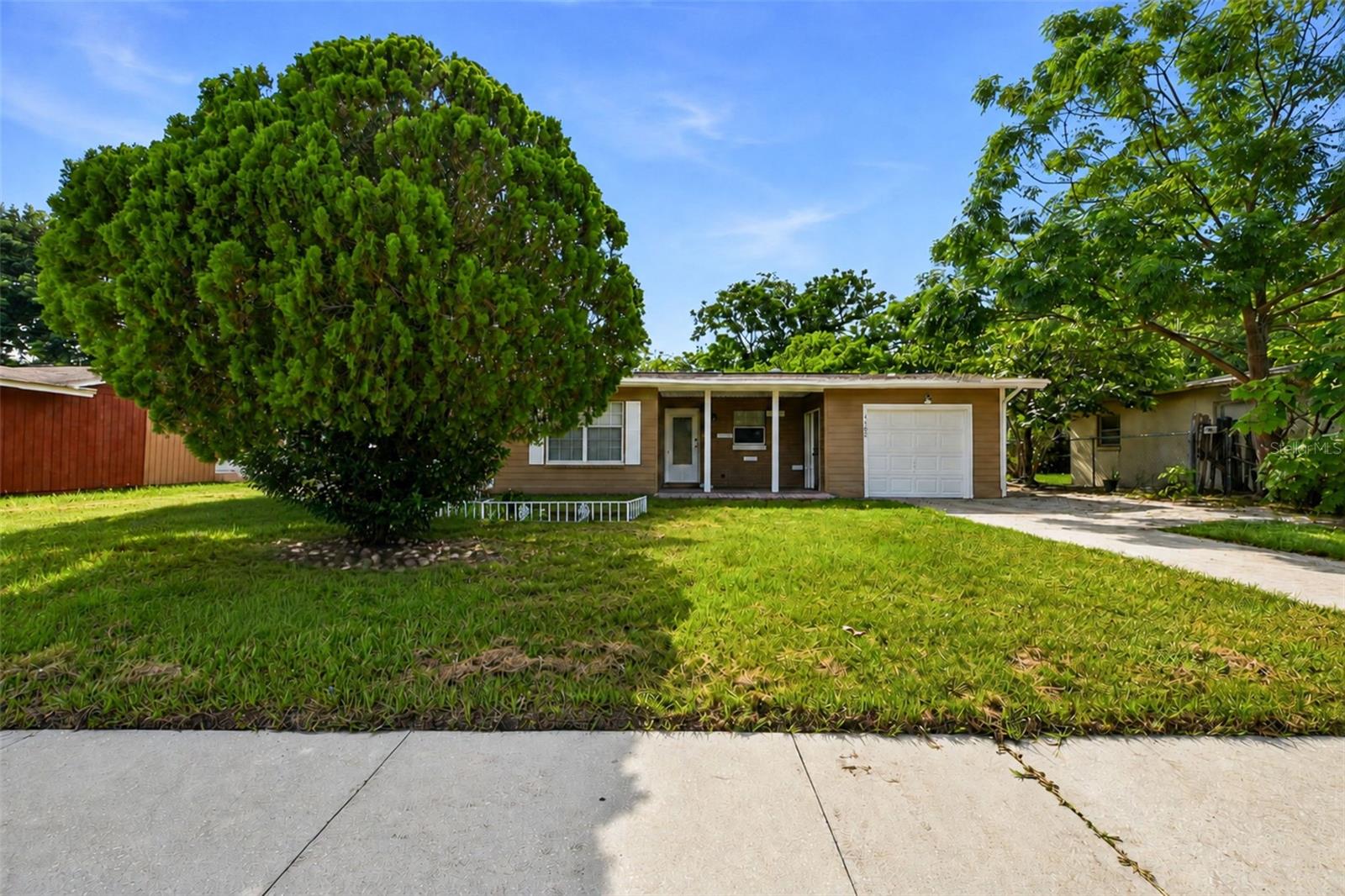 4302 Meadowbrook Ave, Orlando, FL 32808