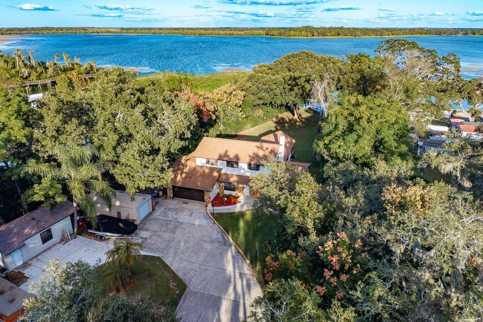 1416 Grove Ave, Leesburg, FL 34748 photo