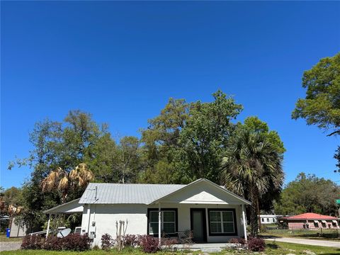 Single Family Residence in WILDWOOD FL 703 CLYDE STREET St.jpg